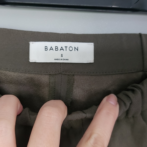 Babaton Dexter crop joggers - Picture 2 of 3